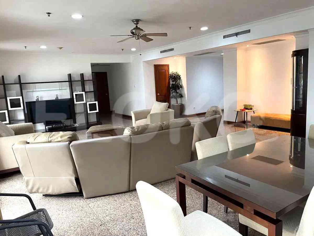 222 sqm, 22nd floor, 4 BR apartment for sale in Karet Tengsin 1