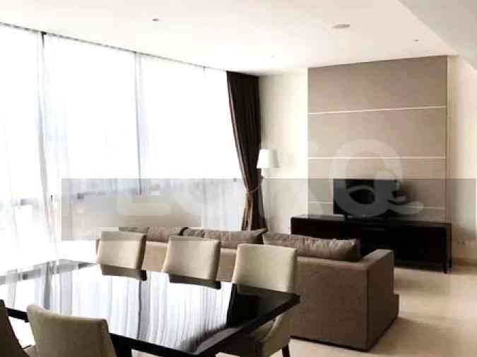 Dijual Apartemen 3 BR, Lantai 15, Luas 147 m2 di Tanah Abang 1