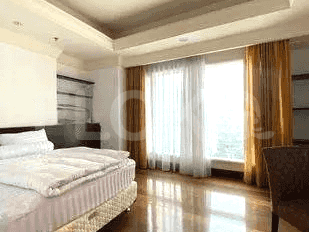 360 sqm, 30th floor, 3 BR apartment for sale in Kebayoran Baru 3