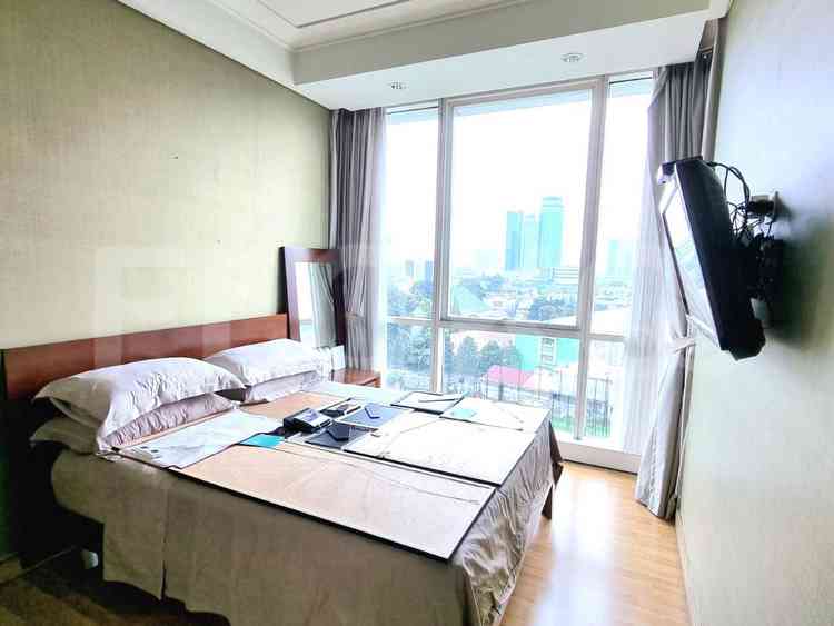 159 sqm, 7th floor, 3 BR apartment for sale in Sudirman 5