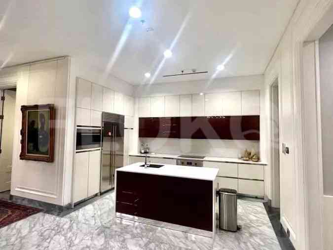 523 sqm, 31st floor, 5 BR apartment for sale in Kebayoran Baru 1