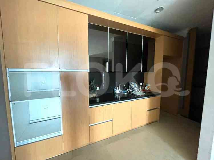 Dijual Apartemen 3 BR, Lantai 32, Luas 225 m2 di Menteng 8