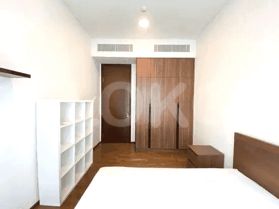 177 sqm, 21st floor, 3 BR apartment for sale in Sudirman 4