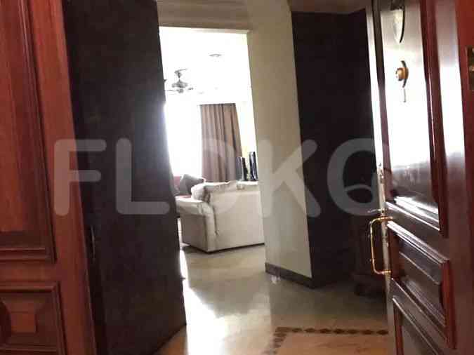 195 sqm, 19th floor, 3 BR apartment for sale in Teuku Nyak Arief 2