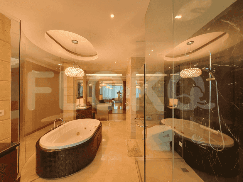 3 Bedroom on 31st Floor for Rent in KempinskI Grand Indonesia Apartment - fmed36 6