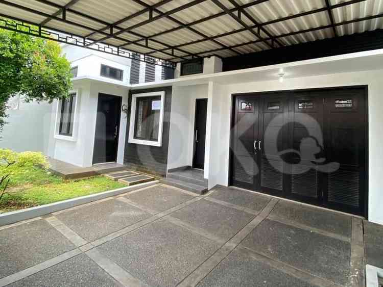 250 sqm, 5 BR house for rent in Pejaten 1