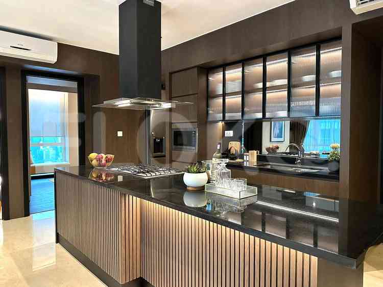 Dijual Apartemen 3 BR, Lantai 11, Luas 155 m2 di Kuningan 6