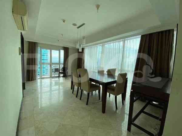 Dijual Apartemen 3 BR, Lantai 30, Luas 203 m2 di Kuningan 2