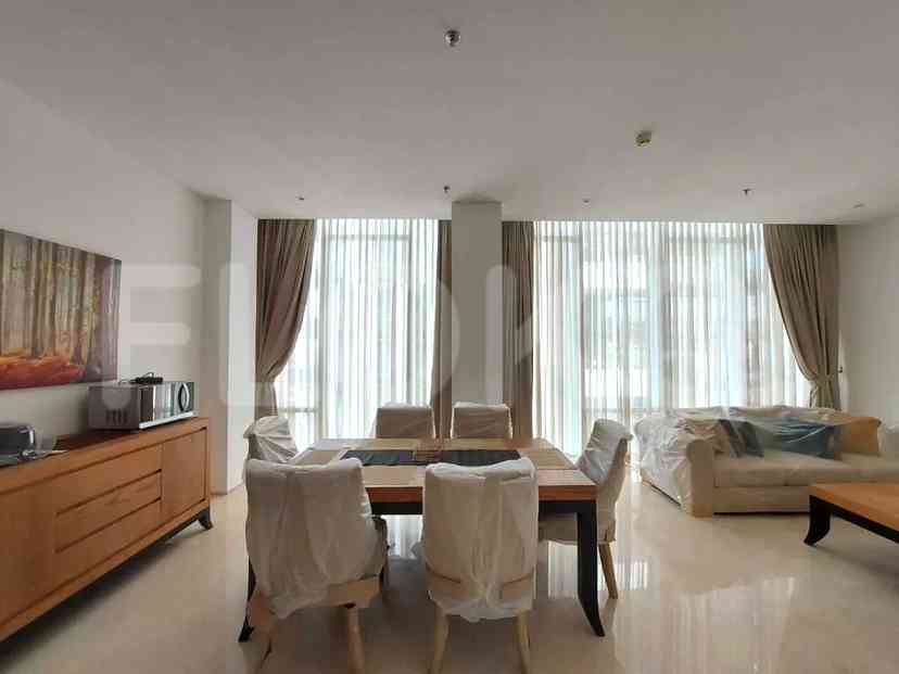 135 sqm, 10th floor, 2 BR apartment for sale in Kebayoran Baru 4