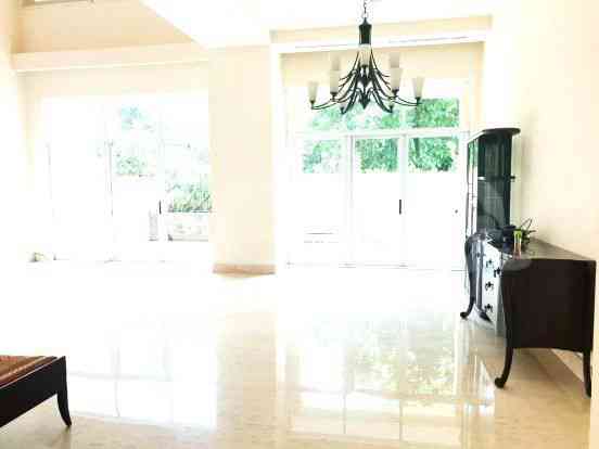 543 sqm, 10th floor, 4 BR apartment for sale in Gandaria 4