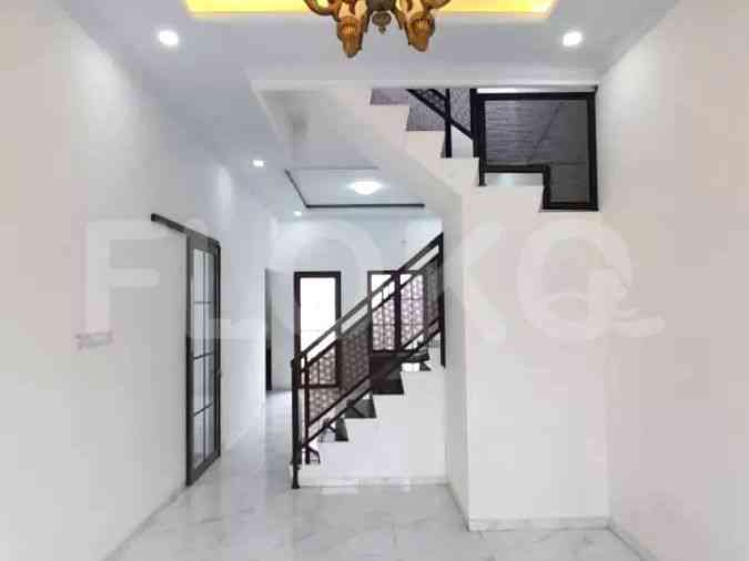 135 sqm, 4 BR house for sale in Jl. Moh. Kahfi II, Cilandak 8