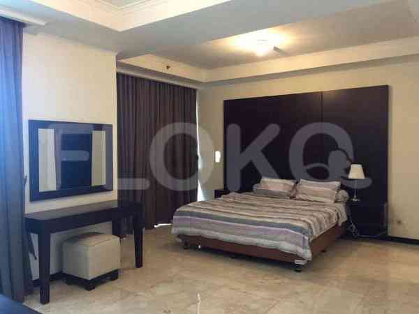 203 sqm, 29th floor, 3 BR apartment for sale in Kuningan 4
