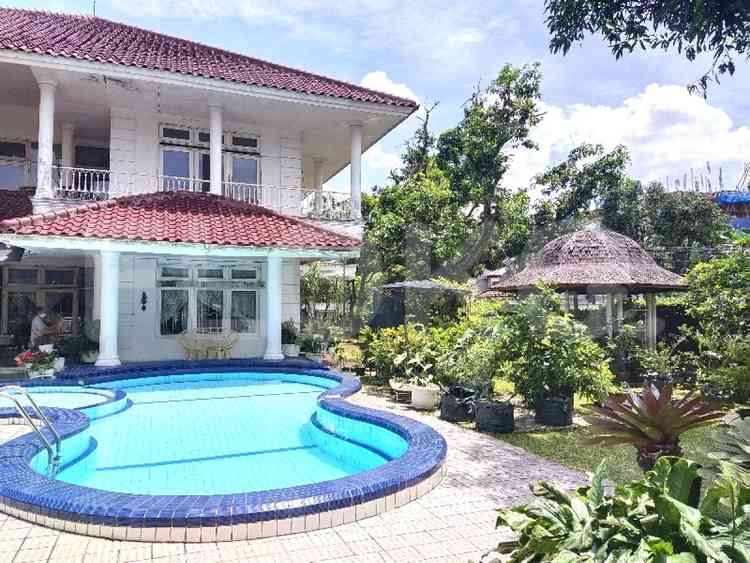 Dijual Rumah 5 BR, Luas 1000 m2 di Jl. Margasatwa, Cilandak 2