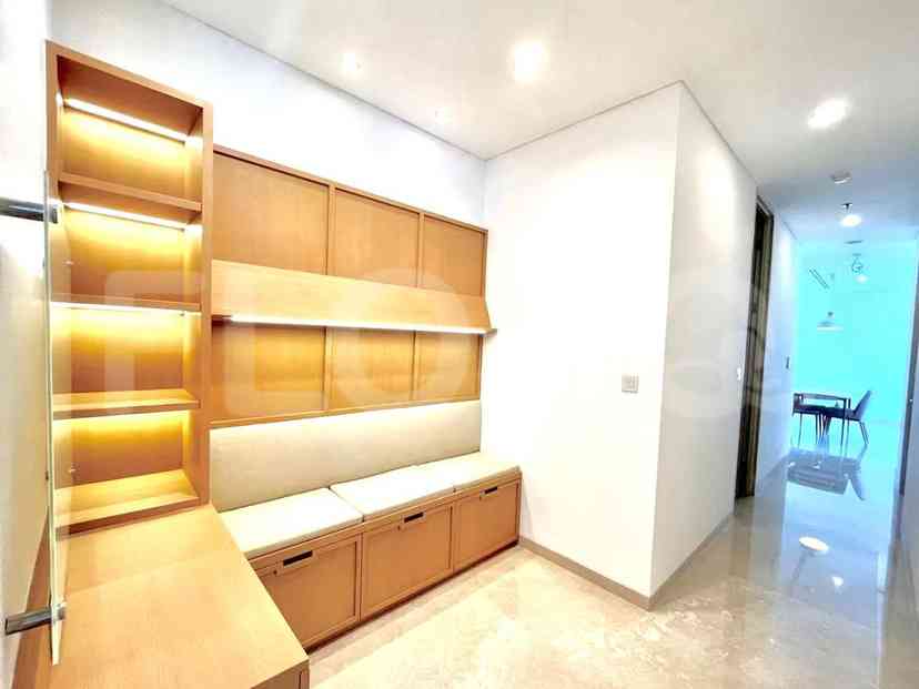 Dijual Apartemen 3 BR, Lantai 25, Luas 176 m2 di TB Simatupang 4