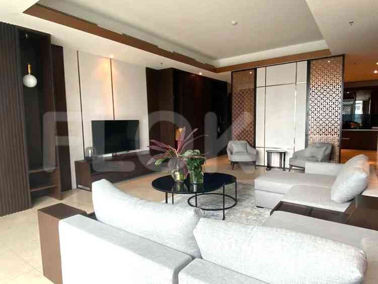 252 sqm, 23rd floor, 3 BR apartment for sale in Menteng 1