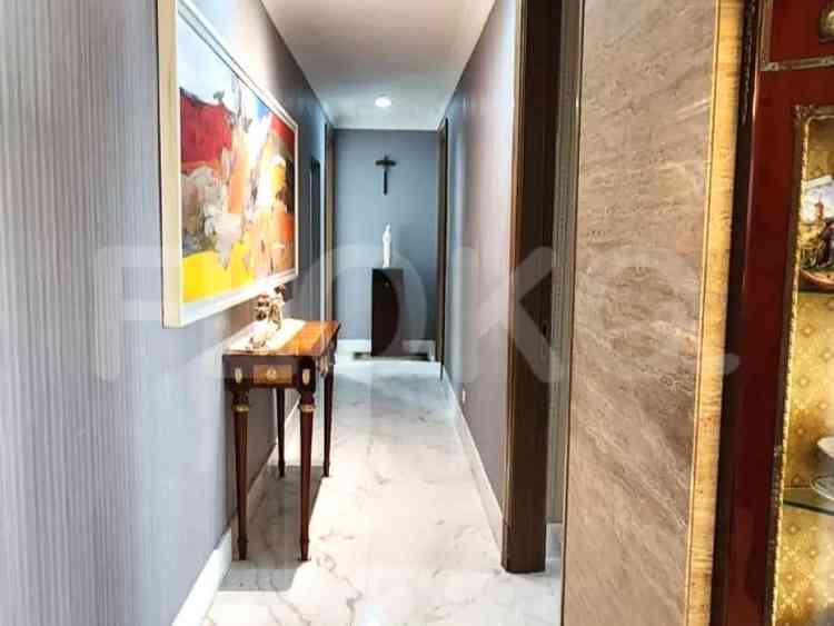 Dijual Apartemen 3 BR, Lantai 1, Luas 288 m2 di Simprug 1