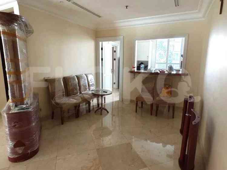 175 sqm, 9th floor, 4 BR apartment for sale in Teuku Nyak Arief 5