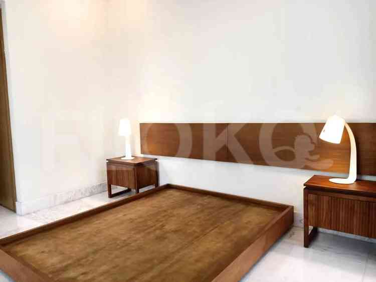 Dijual Apartemen 4 BR, Lantai 20, Luas 288 m2 di Simprug 1