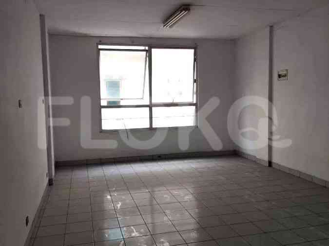 192 sqm, shophouse for rent in Gajah Saharjo, Tebet 2