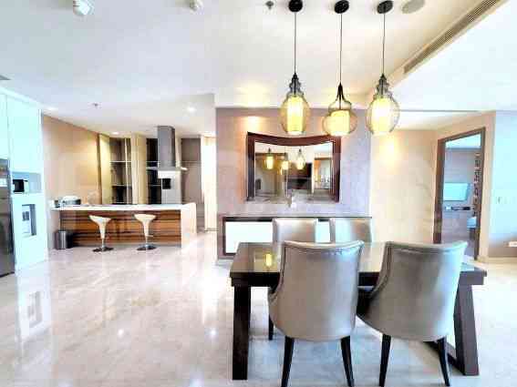 175 sqm, 29th floor, 2 BR apartment for sale in Gandaria 2