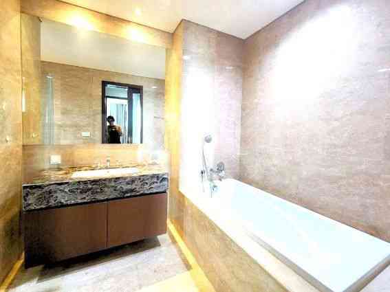 175 sqm, 29th floor, 2 BR apartment for sale in Gandaria 7