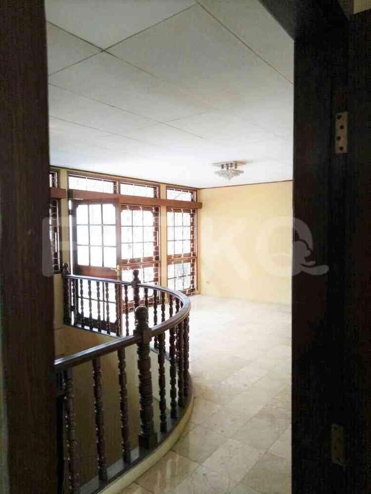 Dijual Rumah 3 BR, Luas 285 m2 di Jl. Madrasah No.3, RT.2/RW.3, Gandaria Sel, Pondok Indah 1