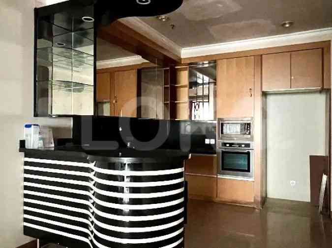 261 sqm, 20th floor, 4 BR apartment for sale in Menteng 3