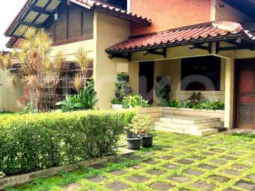 300 sqm, 3 BR house for sale in Cipadu, Tangerang 1