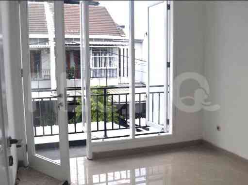 Dijual Rumah 3 BR, Luas 150 m2 di Cluster Pesona Harapan Indah, Bekasi 4