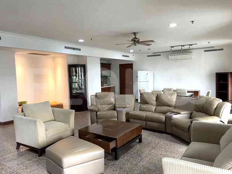 Dijual Apartemen 4 BR, Lantai 22, Luas 222 m2 di Karet Tengsin 4