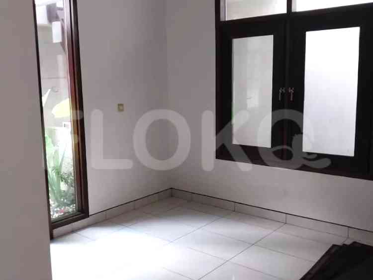 400 sqm, 4 BR house for rent in Jl. Jaya Mandala, Mega Kuningan 5