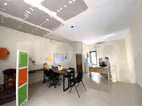 75 sqm, shophouse for rent in Atang Sanjaya, Bogor 4