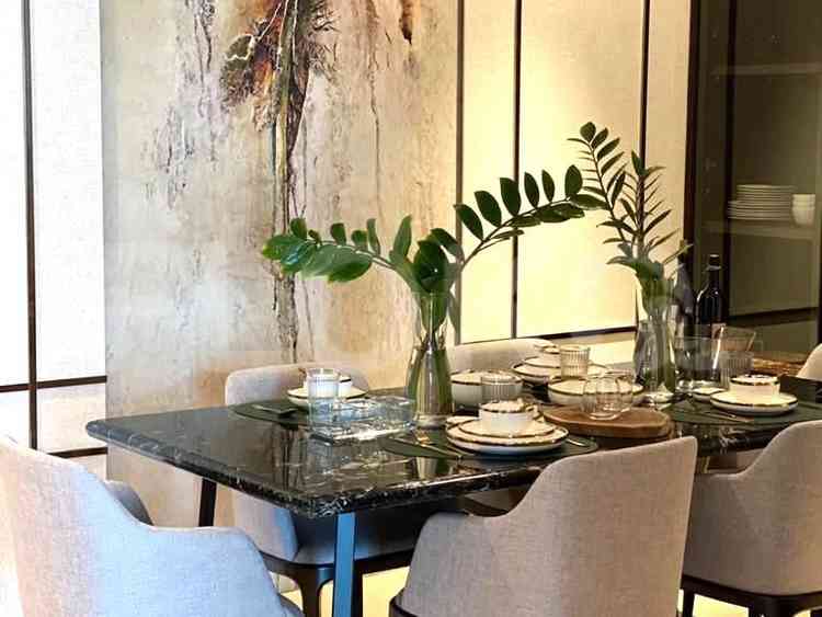 252 sqm, 23rd floor, 3 BR apartment for sale in Menteng 2