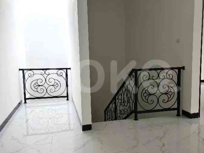 160 sqm, 3 BR house for sale in Jl. Moch Kahfi II, Lenteng Agung 8