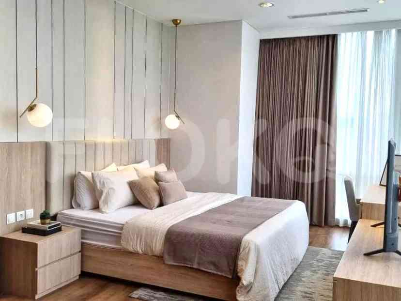 176 sqm, 5th floor, 3 BR apartment for sale in Kuningan 3