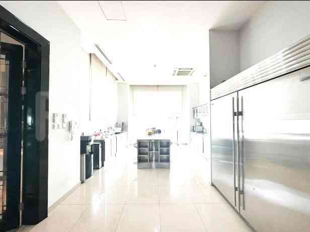 900 sqm, 25th floor, 5 BR apartment for sale in Gandaria 3