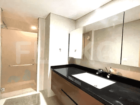 125 sqm, 9th floor, 2 BR apartment for sale in TB Simatupang 6