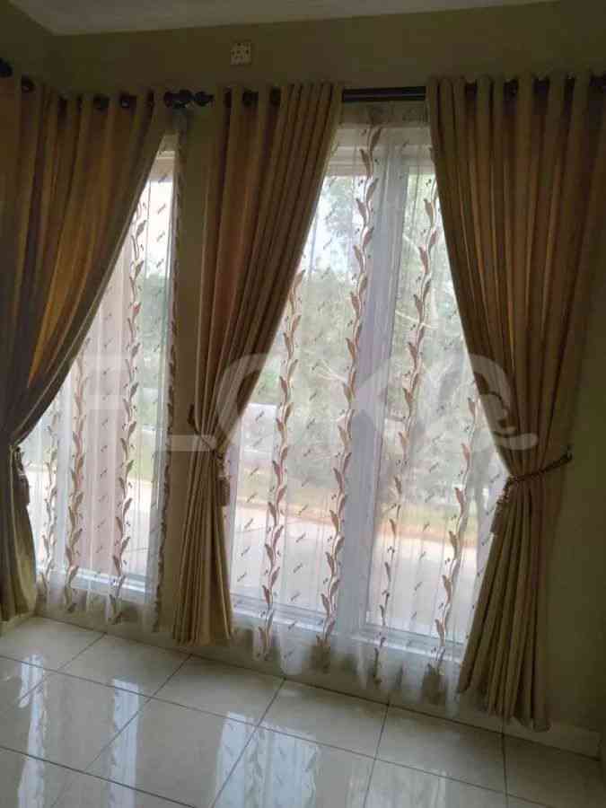 Disewakan Rumah 3 BR, Luas 162 m2 di Serpong Park, BSD 10