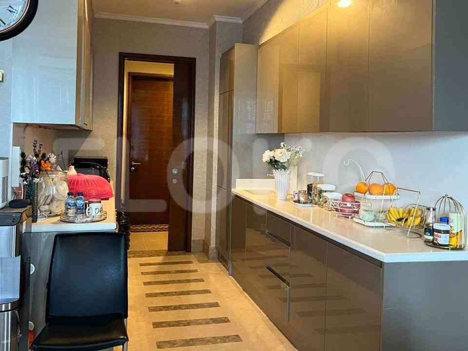 Dijual Apartemen 3 BR, Lantai 20, Luas 228 m2 di Senopati 3