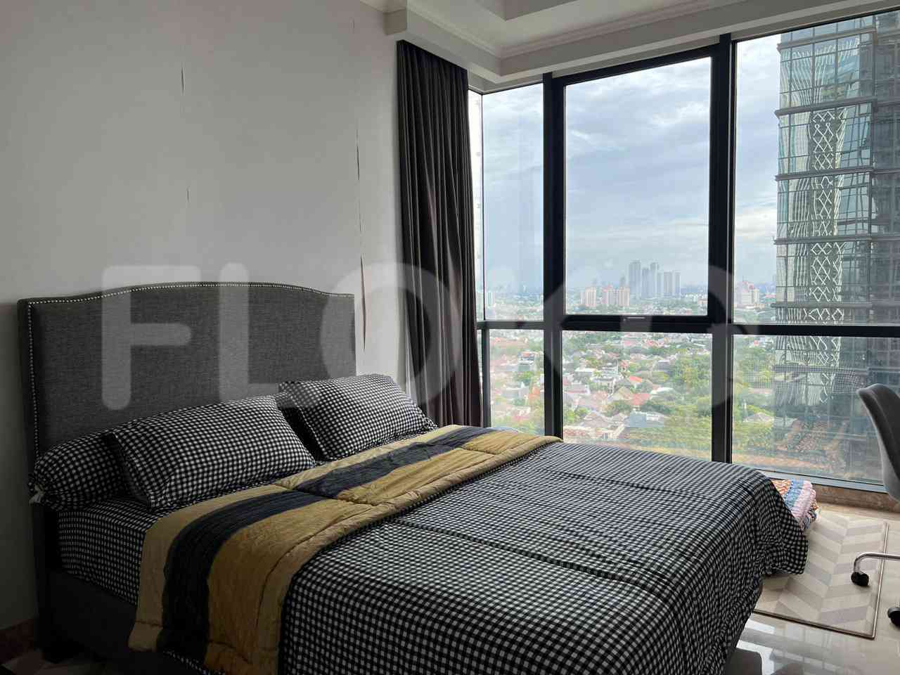 Dijual Apartemen 3 BR, Lantai 20, Luas 228 m2 di Senopati 5