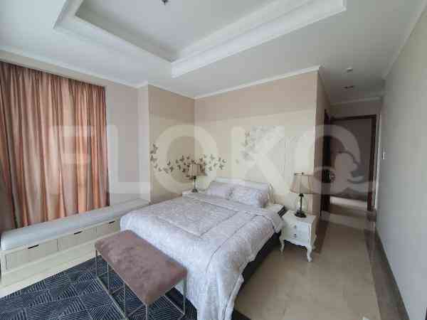 179 sqm, 26th floor, 3 BR apartment for sale in Senopati 4