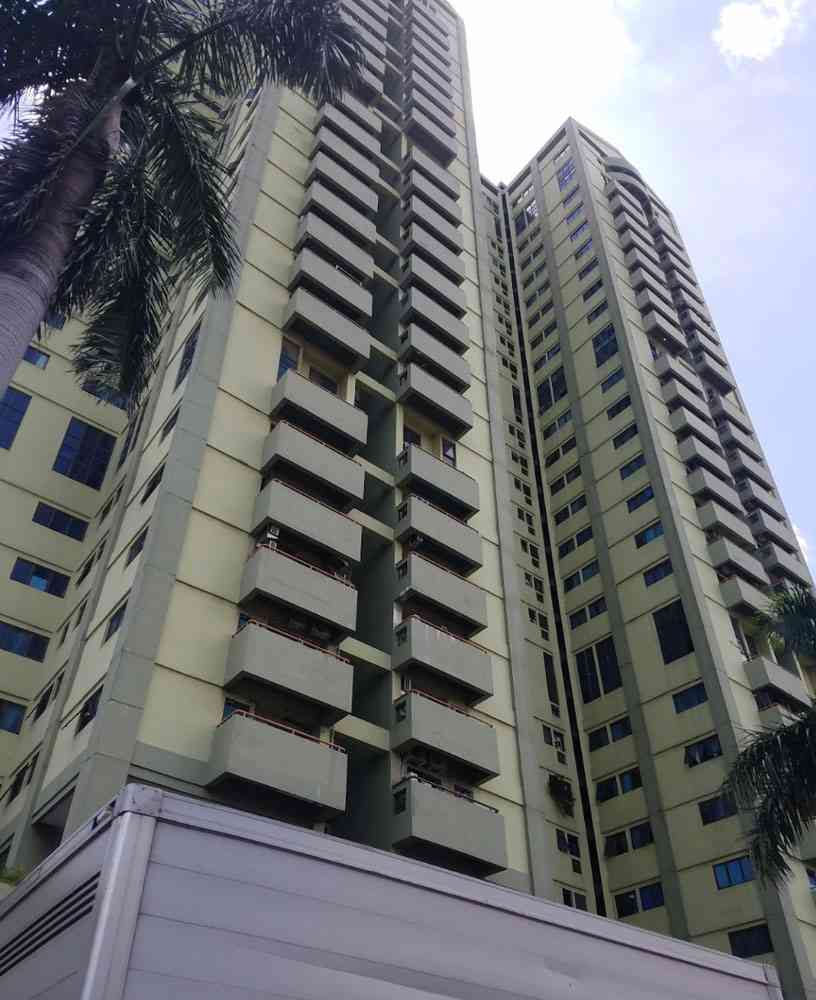 Building Condominium Rajawali Apartment