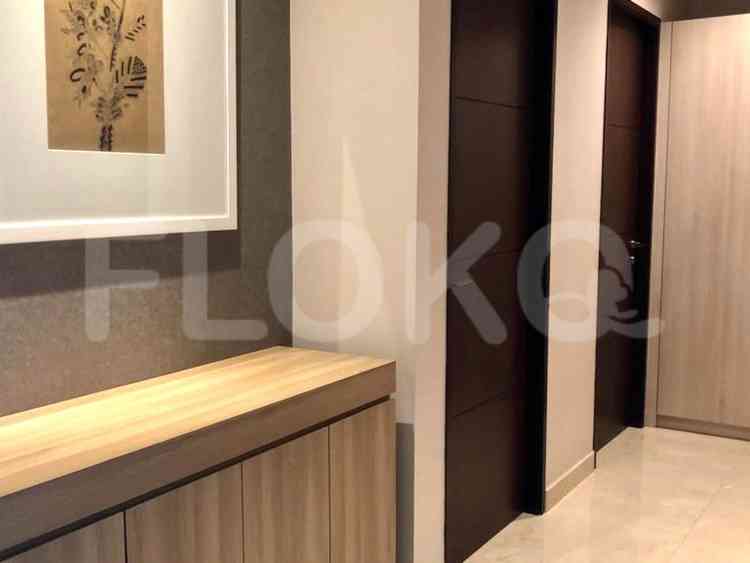 Dijual Apartemen 2 BR, Lantai 9, Luas 108 m2 di Senayan 1