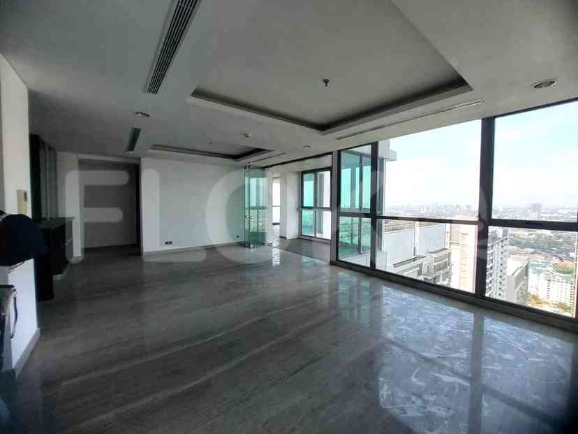 210 sqm, 35th floor, 4 BR apartment for sale in Mampang Prapatan 1