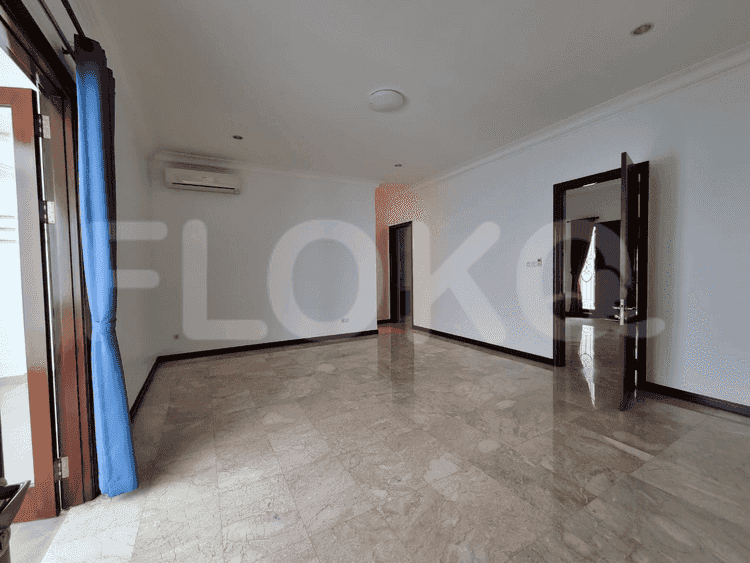 420 sqm, 5 BR house for rent in Kemang 3