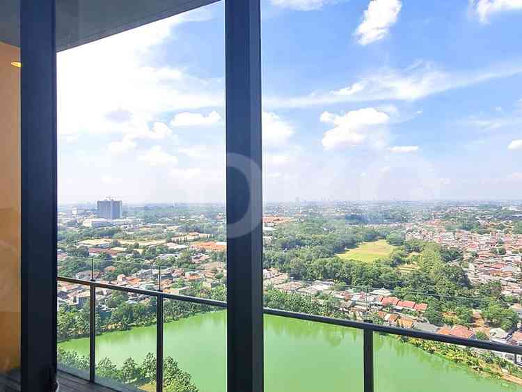 176 sqm, 16th floor, 4 BR apartment for sale in TB Simatupang 1