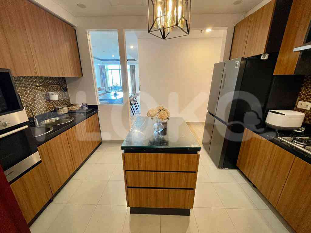 Dijual Apartemen 4 BR, Luas 269 m2 di Cipete 3