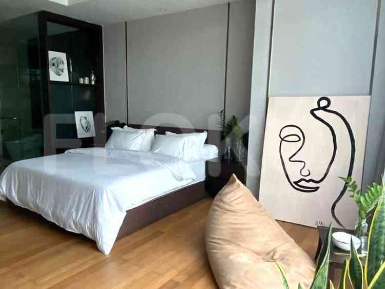 252 sqm, 23rd floor, 3 BR apartment for sale in Menteng 3