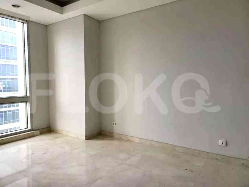 147 sqm, 1st floor, 3 BR apartment for sale in Setiabudi 5