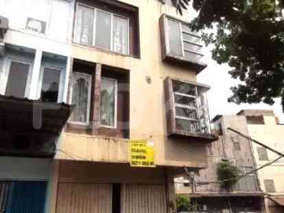 Dijual Ruko Luas 210 m2 di Jl. Asem Baris, Tebet 4